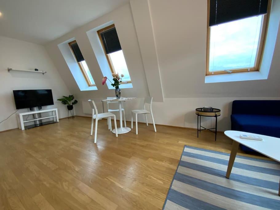 Ferienwohnung The Viewpoint L Dg4'12 Wien Exterior foto